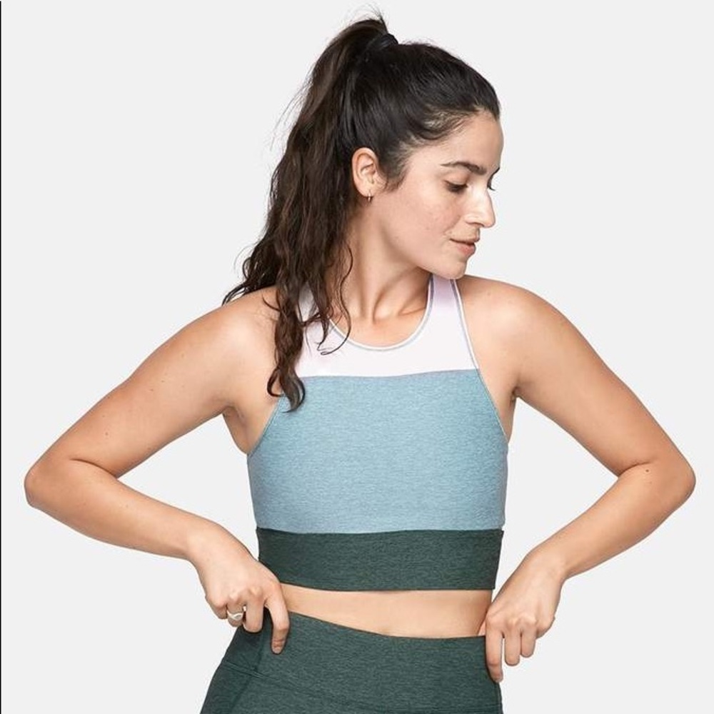 Outdoor Voices Tri-Tone Slashback Crop Top Green